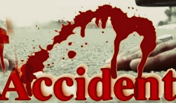 भीषण सड़क हादसा: कार और ट्रक की टक्कर में एक ही परिवार के 8 लोगों की मौत भीषण सड़क हादसा: कार और ट्रक की टक्कर में एक ही परिवार के 8 लोगों की मौत