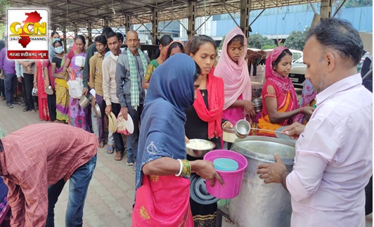 गुरु नानक जयंती के अवसर पर सैकड़ों निर्धन, जरूरतमंदो एवं अस्पताल में मरीज के परिजनों को संस्था अवाम ए हिन्द ने मुहैया कराया निशुल्क स्वादिष्ट भोजन गुरु नानक जयंती के अवसर पर सैकड़ों निर्धन, जरूरतमंदो एवं अस्पताल में मरीज के परिजनों को संस्था अवाम ए हिन्द ने मुहैया कराया निशुल्क स्वादिष्ट भोजन