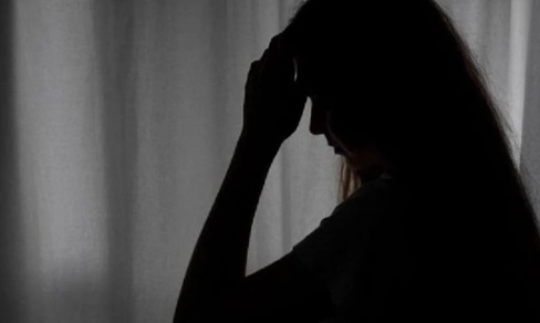 पति है नामर्द और जेठ-ससुर जबरन करते हैं गंदा काम, महिला ने पुलिस को सुनाई दर्द 