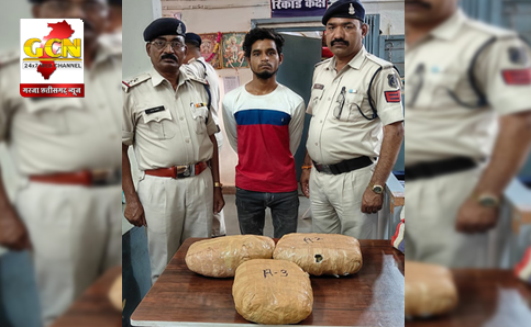 3 किलोग्राम गांजा के साथ आरोपी सत्यप्रकाश मनहरे गिरफ्तार 3 किलोग्राम गांजा के साथ आरोपी सत्यप्रकाश मनहरे गिरफ्तार