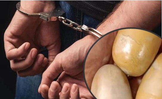 प्राइवेट पार्ट में छिपाकर लाया लाखों की सोना, गिरफ्तार प्राइवेट पार्ट में छिपाकर लाया लाखों की सोना, गिरफ्तार