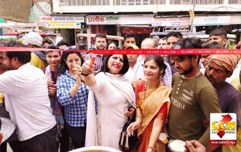 सारथी वेलफेयर फाउंडेशन ने मात्र 5 रुपये में कराया भरपेट भोजन सारथी वेलफेयर फाउंडेशन ने मात्र 5 रुपये में कराया भरपेट भोजन