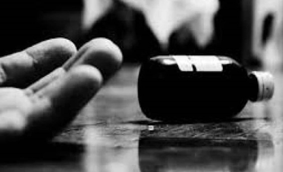 मोबाइल नहीं मिलने पर युवक ने जहर खाया, मौत मोबाइल नहीं मिलने पर युवक ने जहर खाया, मौत