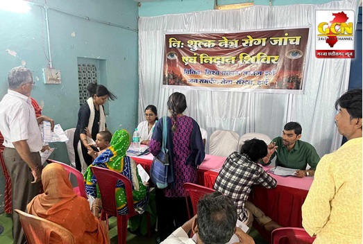 निःशुल्क नेत्र रोग जांच शिविर में सैकड़ों नागरिकों ने कराया नेत्र जांच निःशुल्क नेत्र रोग जांच शिविर में सैकड़ों नागरिकों ने कराया नेत्र जांच