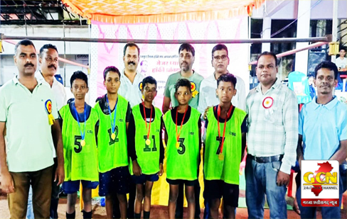 राष्ट्रीय खेल दिवस के अवसर पर बेमचा व मिनी स्टेडियम में हॉकी का आयोजन राष्ट्रीय खेल दिवस के अवसर पर बेमचा व मिनी स्टेडियम में हॉकी का आयोजन