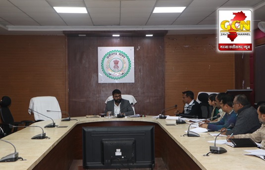 कलेक्टर ने विभिन्न विभागों की बैठक लेकर, अधिकारियों से महत्वपूर्ण बिंदुओं पर की चर्चा कलेक्टर ने विभिन्न विभागों की बैठक लेकर, अधिकारियों से महत्वपूर्ण बिंदुओं पर की चर्चा