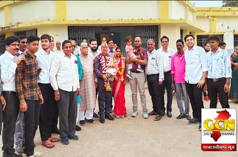 स्वामी आत्मानन्द उत्कृष्ट हिंदी माध्यम विद्यालय महासमुन्द में पदस्थ व्याख्याता रघुनाथ सिन्हा सेवानिवृत्त हुए स्वामी आत्मानन्द उत्कृष्ट हिंदी माध्यम विद्यालय महासमुन्द में पदस्थ व्याख्याता रघुनाथ सिन्हा सेवानिवृत्त हुए