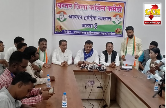 पूछा प्रधानमंत्री से लेकर भाजपाध्यक्ष और केन्द्रीय मंत्री आरक्षण बिल पर क्यों हैं चुप? -कांग्रेस पूछा प्रधानमंत्री से लेकर भाजपाध्यक्ष और केन्द्रीय मंत्री आरक्षण बिल पर क्यों हैं चुप? -कांग्रेस