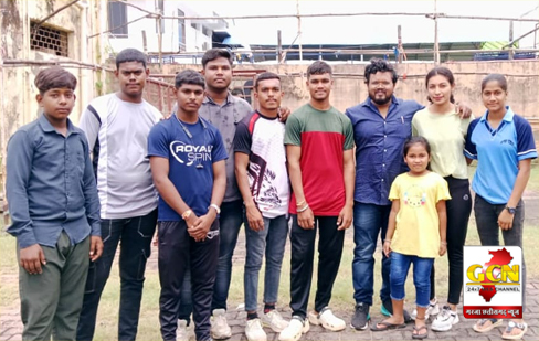 राज्य स्तरीय भारोत्तोलन चैम्पियनशिप दुर्ग में शामिल होने जिले से 8 खिलाड़ी रवाना। राज्य स्तरीय भारोत्तोलन चैम्पियनशिप दुर्ग में शामिल होने जिले से 8 खिलाड़ी रवाना।