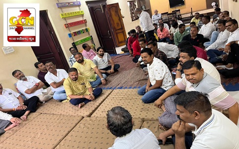 शारदीय नवरात्र पर्व पर दुर्गा मंदिर में सजेगा माता का द्वार, समित्ति की बैठक में लिया गया निर्णय