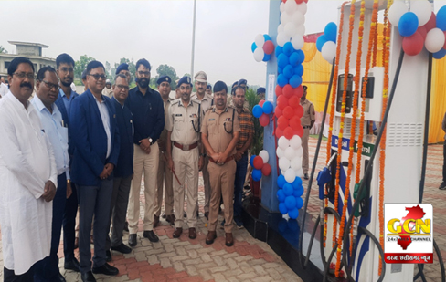 सूरजपुर पुलिस के एचपी शौर्य पुलिस पेट्रोल पंप का आईजी सरगुजा ने किया शुभारंभ।
