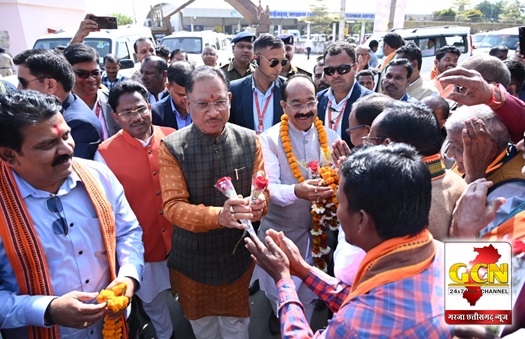बस्तर में मुख्यमंत्री विष्णु देव साय का आत्मीय स्वागत बस्तर में मुख्यमंत्री विष्णु देव साय का आत्मीय स्वागत