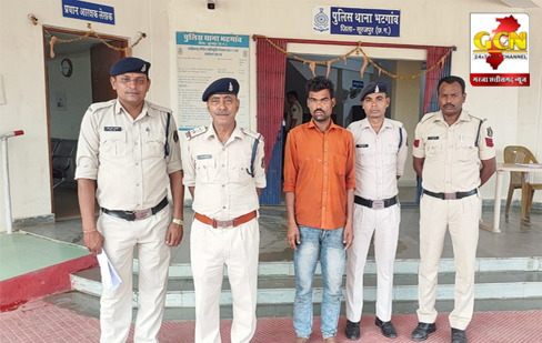 चाकू से प्राण घातक हमला करने वाले आरोपी को थाना भटगांव पुलिस ने किया गिरफ्तार।