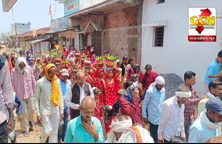 खलारी में धूमधाम से मनाई गई बाबा साहेब भीमराव अंबेडकर की जयंती, निकाली गई शोभा यात्रा खलारी में धूमधाम से मनाई गई बाबा साहेब भीमराव अंबेडकर की जयंती, निकाली गई शोभा यात्रा