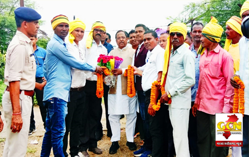 स्वीकृत खुड़िया पोस्ट मेट्रिक छात्रावास आदिवासियों को नामंजूर,  मुंगेली संशोधन हेतु सौंपा ज्ञापन