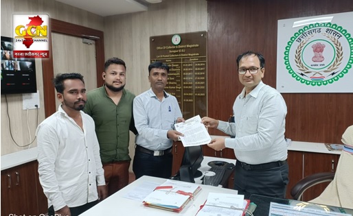 पत्रकारों की अवैधानिक गिरफ्तारी पर राष्ट्रपति के नाम ज्ञापन पत्रकारों ने कलेक्टर को सौपा... पत्रकारों की अवैधानिक गिरफ्तारी पर राष्ट्रपति के नाम ज्ञापन पत्रकारों ने कलेक्टर को सौपा...